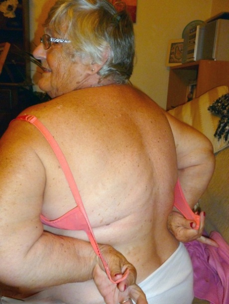 older women au natural erotic photos