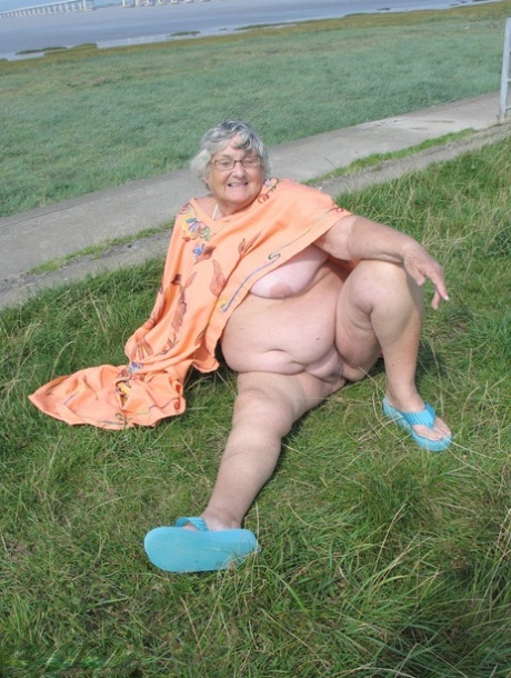 granny having free sex galleries