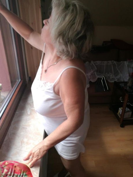 granny creampie cuckold hot xxx img