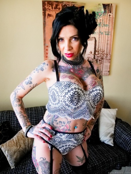 Megan Inky exclusive pornstar img