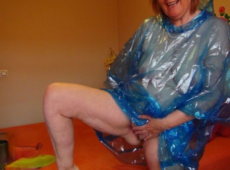 granny calves sexy nudes photo