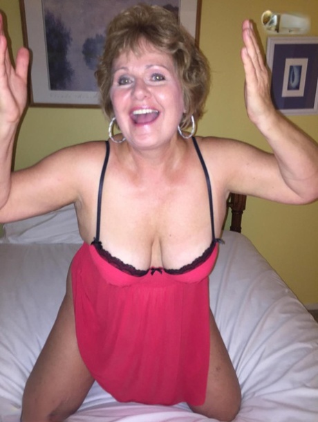 mature fat art nude photos